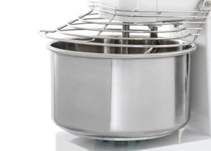 Large 48L Bowl Capacity